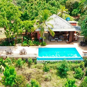 3* Hotel Boutique Acantilado De La Tierra